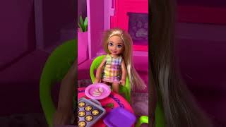 As Barbie são super amigas barbies historiadebarbie youtubekids [upl. by Eicyak]