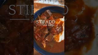 Beef stifado recipe — this crock pot Greek beef stew is delicious🤤 recipeshorts crockpotrecipes [upl. by Milstone884]