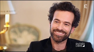 Romain Duris Fabrice Luchini Laura Morante  under table scene from film [upl. by Aicyle]