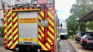 Feuerwehreinsatz mit Hindernissen Auto blockierte Rettungsweg in Bad Säckingen 28042019 [upl. by Aneerhs675]