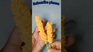 Easy woolen flower makingflowers with woolflower makinghaterkajwoolen craftcraftdiycrafts [upl. by Goldsmith979]