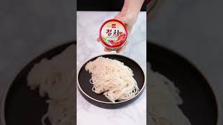 APPETIZING SOY SAUCE NOODLE RECIPE FROM FUNSTAURAN [upl. by Naihtniroc853]