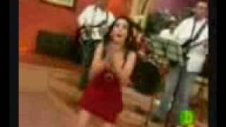 SUGEY ABREGO Y YO BAILA COMO SUGEY MUEVETE COMO SUGEY HEY HEY [upl. by Imaj]