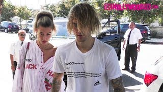 Justin Bieber amp Hailey Baldwin Are Asked About Selena Gomezs Health At Joans On Third 101218 [upl. by Trevah]