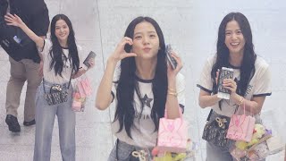 BLACKPINK JISOO 블랙핑크 지수 “Lovely Jichuu” 출국 Departure 직캠  인천공항 • 240623 [upl. by Moise191]