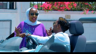 Mursal Muuse vs Hodan Abdirahman Soo dadaal Official Video 2020 [upl. by Edwards481]