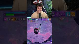 HE VOLADO CON LA MOTOSIERRA EN FORTNITE 😱 fortnite fortniteclips [upl. by Lenwood]