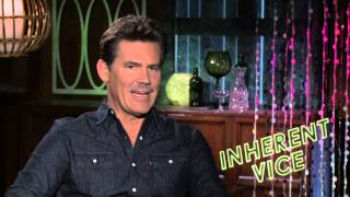 Inherent Vice Josh Brolin quotLt Det Christian F ´Bigfoot´ Bjornsenquot Official Movie Interview [upl. by Abra]