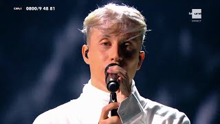 Loïc Nottet  quotMrMmequot live avec danseurs [upl. by Nama475]