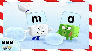 Snowy Weather Fun with the Alphablocks ⛄  Learn to Read  Alphablocks [upl. by Aitat]