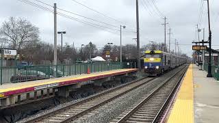 The last LIRR Train 8706 at Islip with a side of Horntism [upl. by Javed]