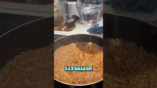 Así es como se preparar el arroz rojo mexicano para que no se te pegue y te quede suelto receta [upl. by Thanasi]