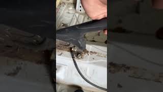 How to work hand brake mechancial carpart mecanic automobile shorts shortvideo car [upl. by Oisor]