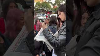 Wiplash repartió ejemplares de Publimetro en la CDMX [upl. by Nihahs]