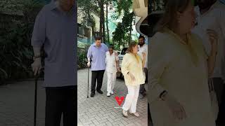 Randhir Kapoor Spotted At Kareena Kapoors House [upl. by Coralie]