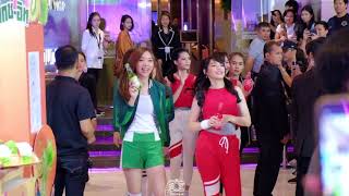 24082018 BNK48  Mirinda MixIt x BNK48  ชุดมิรินด้า [upl. by Clercq]