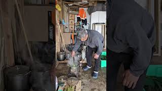 How to boil harakekeNZ Flax for weaving [upl. by Weissberg]