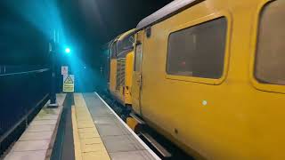 37610 leads 37607 out of Stalybridge on 1Q43 [upl. by Theona]