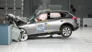 2008 Infiniti EX35 moderate overlap IIHS crash test [upl. by Elihu]