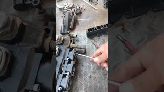 control valve repairing HIAB bom truck [upl. by Nnyled425]