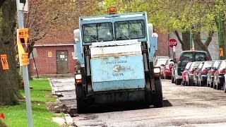 Chicago Dept of Streets amp Sanitation Elgin Pelican Street Sweeper 04302014 [upl. by Alfy]