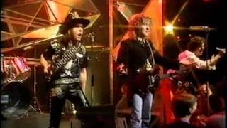 Slade  Well Bring the House Down TOTP 1981 [upl. by Lledor]