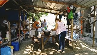 KA FARMER AT KAFARMERS WIFE FARM  CLASSIC PORK CALDERETA  CHICKEN MACARONI SOUP [upl. by Bushey100]