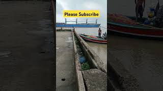 Fishing boats at jetty fishing fish fishingvideo fishcutting fishinglife fishmarket seafood [upl. by Chang]