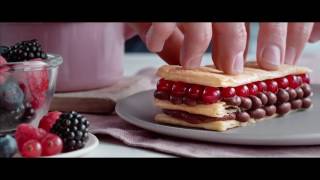 Foodporn Mille Feuille mit SchoggiMousse und roten Beeren  FOOBY [upl. by Bouchier]