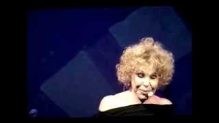 Ornella Vanoni  Rossetto e cioccolato live Milano  11062014 [upl. by Leontyne]