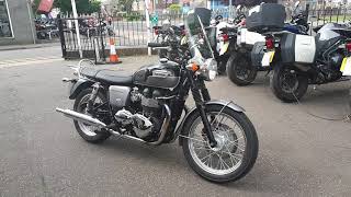 Triumph Bonneville T100 2012 [upl. by Sena]