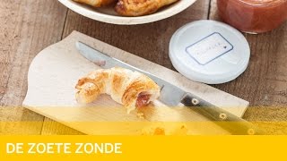 Croissants met rabarbercompote [upl. by Ingemar]