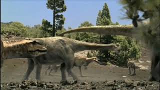 Chased By Dinosaurs GiganotosaurusMapusaurus Roseae [upl. by Hewe]