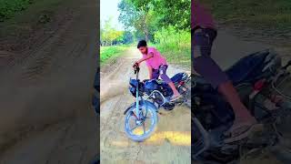 🏍️🏍️😭😭Gadi uthai aur lachari FIR hua bahut tagada hadsa Short video [upl. by Goer321]