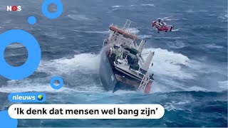 Nederlands schip in de problemen door golven van 16 meter hoog [upl. by Ynneh69]