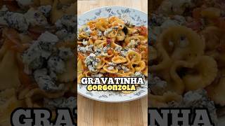 MACARRÃO GRAVATINHA COM TOMATE MANJERICÃO ALHO CEBOLA ROXA E GORGONZOLA shorts [upl. by Zales]