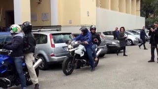 Salerno gli uomini dei Falchi della Polizia in azione in città [upl. by Marcia570]