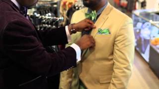 What Kind of Bow Ties Should Gentlemen Wear  Basic Bow Tie Tips [upl. by Yeclehc]