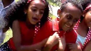 lij lemefeleg metenalEthiopian Children Songs ልጅ ለመፈለግ መጥተናል [upl. by Raual]