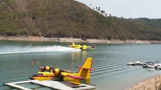 Abastecimento dos Canadair na Albufeira de Castelo de Bode 6 [upl. by Ibbison]