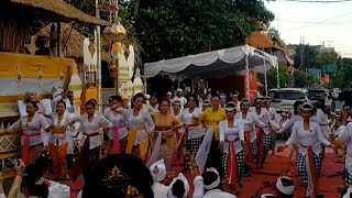 Belajar menari videolength tari rejang ngayah purigerenceng atmawedana [upl. by Mailli820]