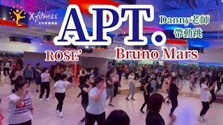 APT ROSÉ amp Bruno Mars 尾牙神曲 by Danny老師帶動跳 [upl. by Llet]