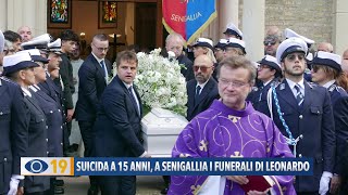 Suicida a 15 anni a Senigallia i funerali di Leonardo [upl. by Kailey38]