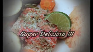 como hacer salmon empapelado al horno  salmon empapelado con cilantro y vegetales [upl. by Irmina790]