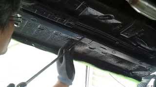 Undercarriage coating  Undercarriage Soundproof  수성 언더코팅 [upl. by Eynobe]