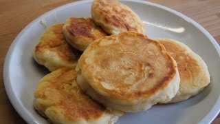 QuarkPfannkuchen mit Apfel  Сырники с яблоком  Quark pancakes with apple russian food [upl. by Sioled251]