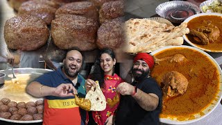 Delhis Best Chicken Curry And Galouti Kabab  Rajinder Da Dhaba  Ft TharaBhaiJoginder [upl. by Nnuahs]