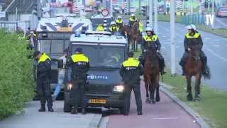 Rumoerige start van KNVB bekerfinale in De Kuip [upl. by Assennev]