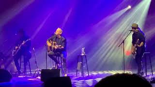 Garou  Demande au soleil  Live Prague 31102023 [upl. by Ecylla]