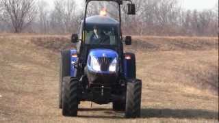 New Holland T4000F cabina ribassata low profile cabin [upl. by Kciredec]